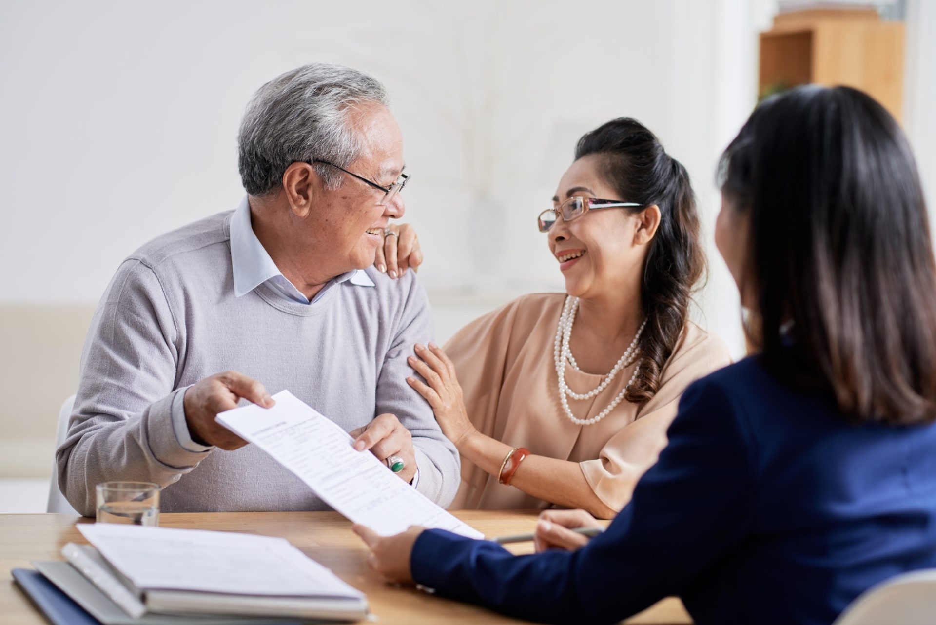 Senior couple in an insurance consultation